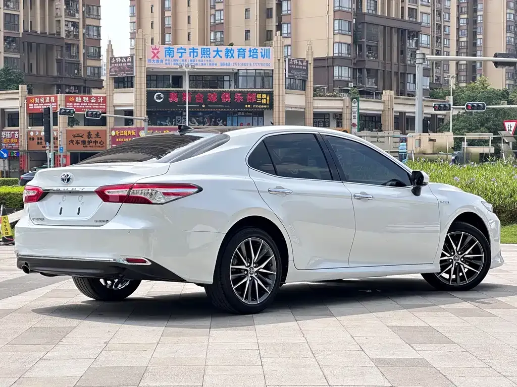 Toyota Camry 2021 из CN, фото 5