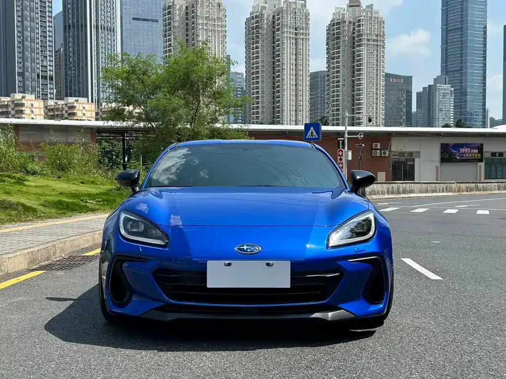 Subaru BRZ 2022 из CN, фото 2