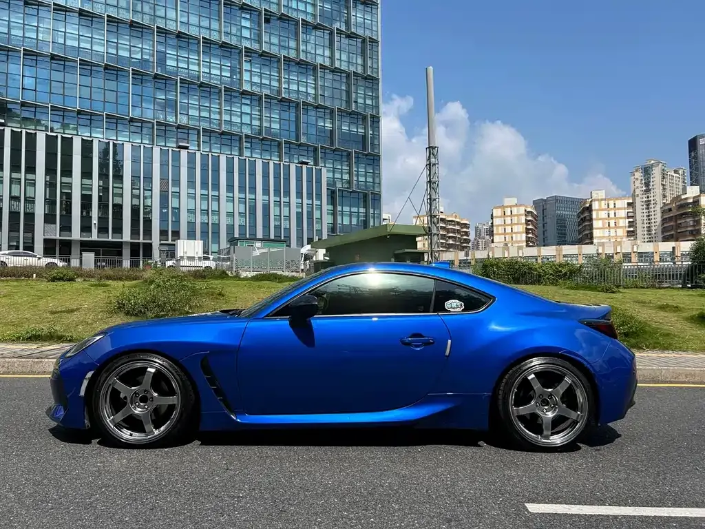 Subaru BRZ 2022 из CN, фото 4