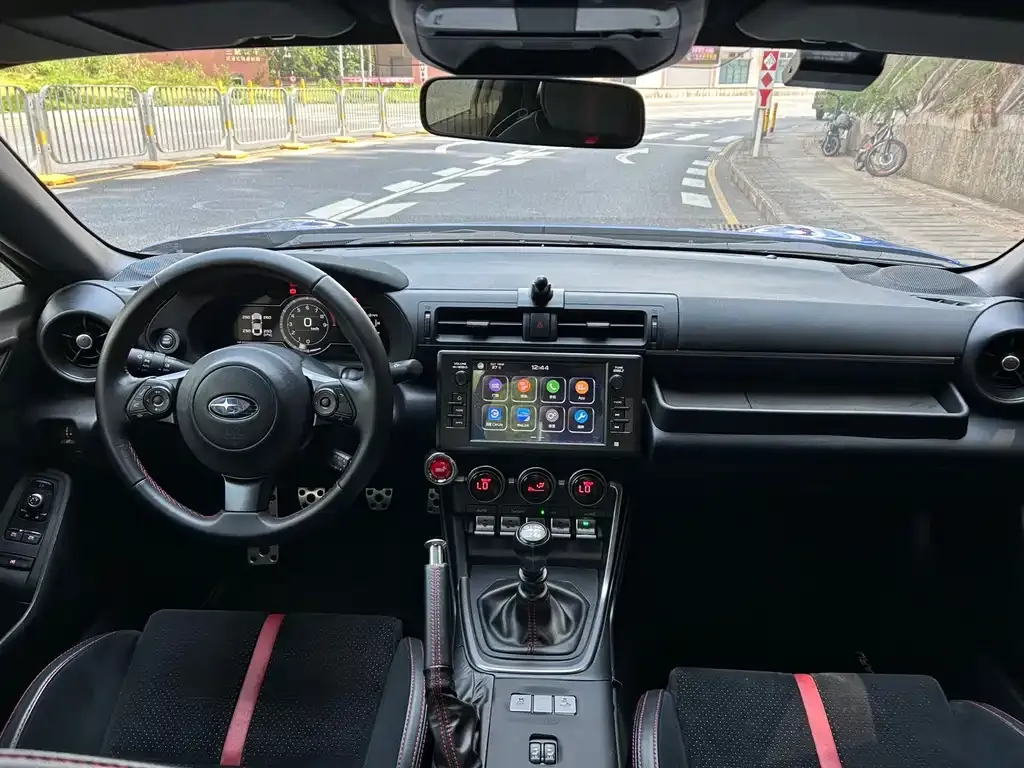 Subaru BRZ 2022 из CN, фото 6
