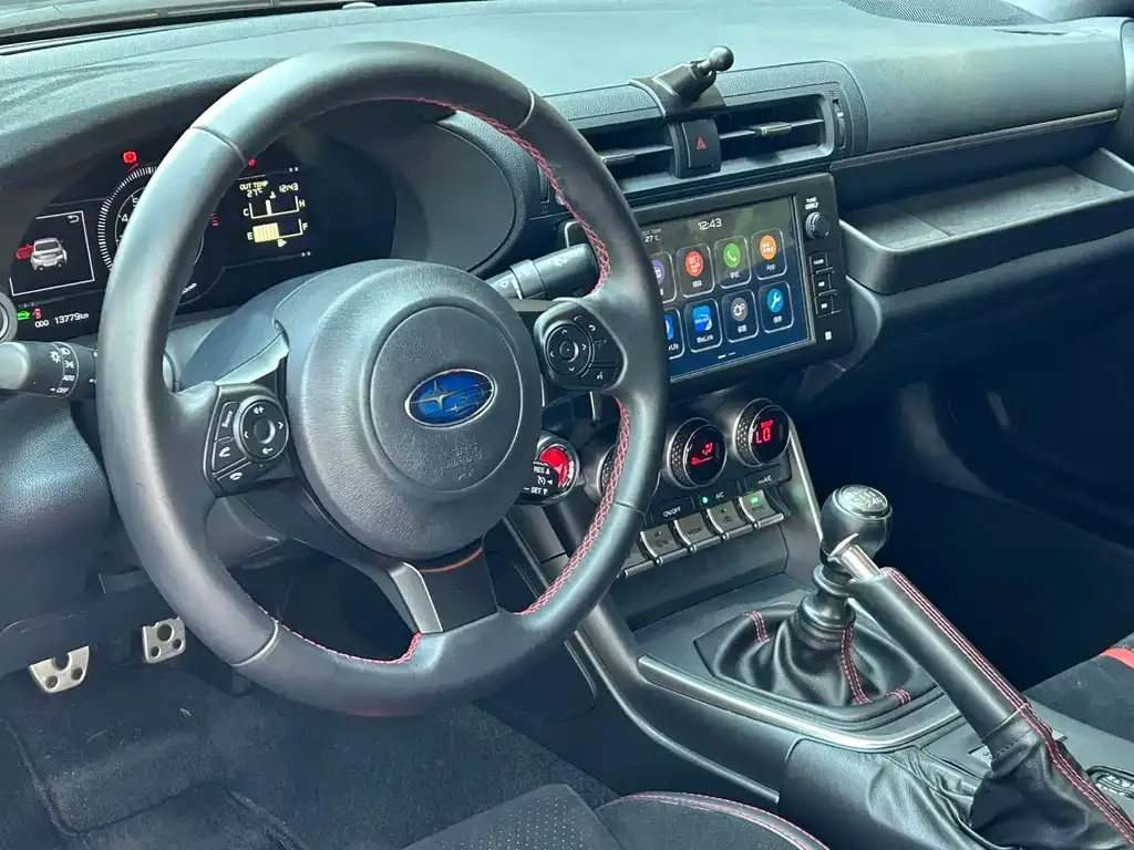 Subaru BRZ 2022 из CN, фото 8