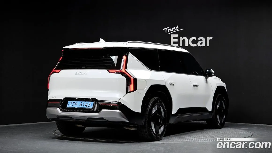 Kia EV9 — фото 2