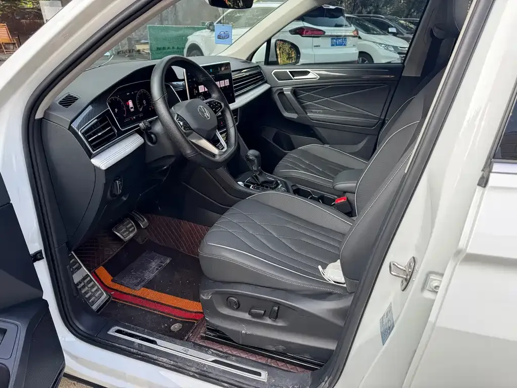 Volkswagen Tiguan L 2023 из CN, фото 7