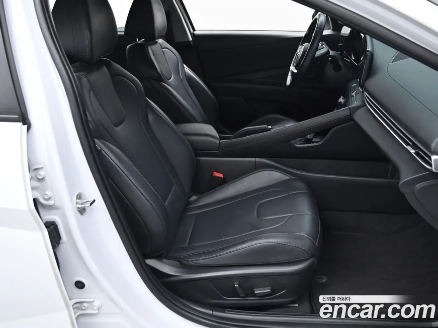 Hyundai AVANTE 2023 из KR, фото 10