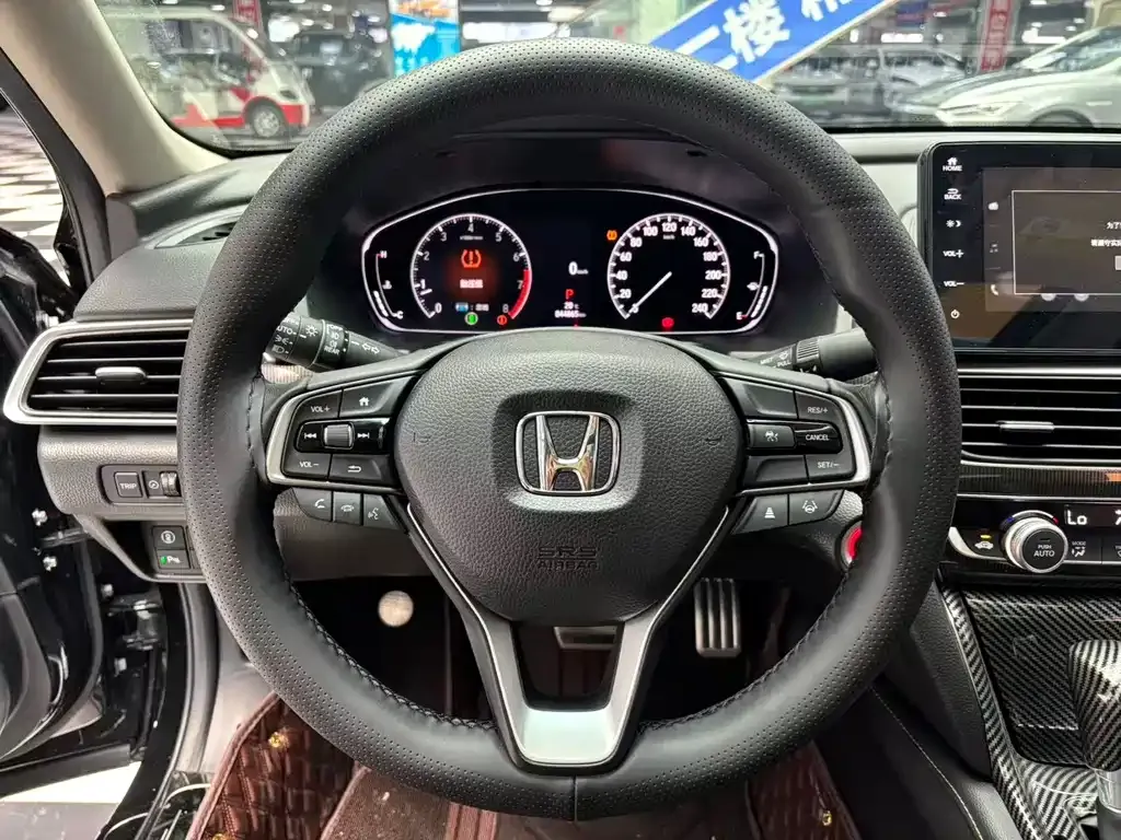 Honda Accord — фото 6
