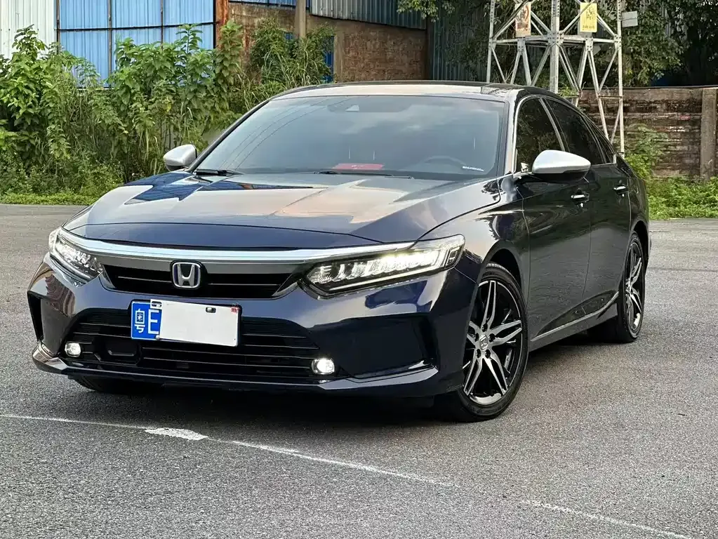 Honda Inspire — фото 1