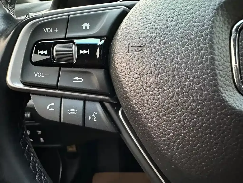 Honda Inspire — фото 8