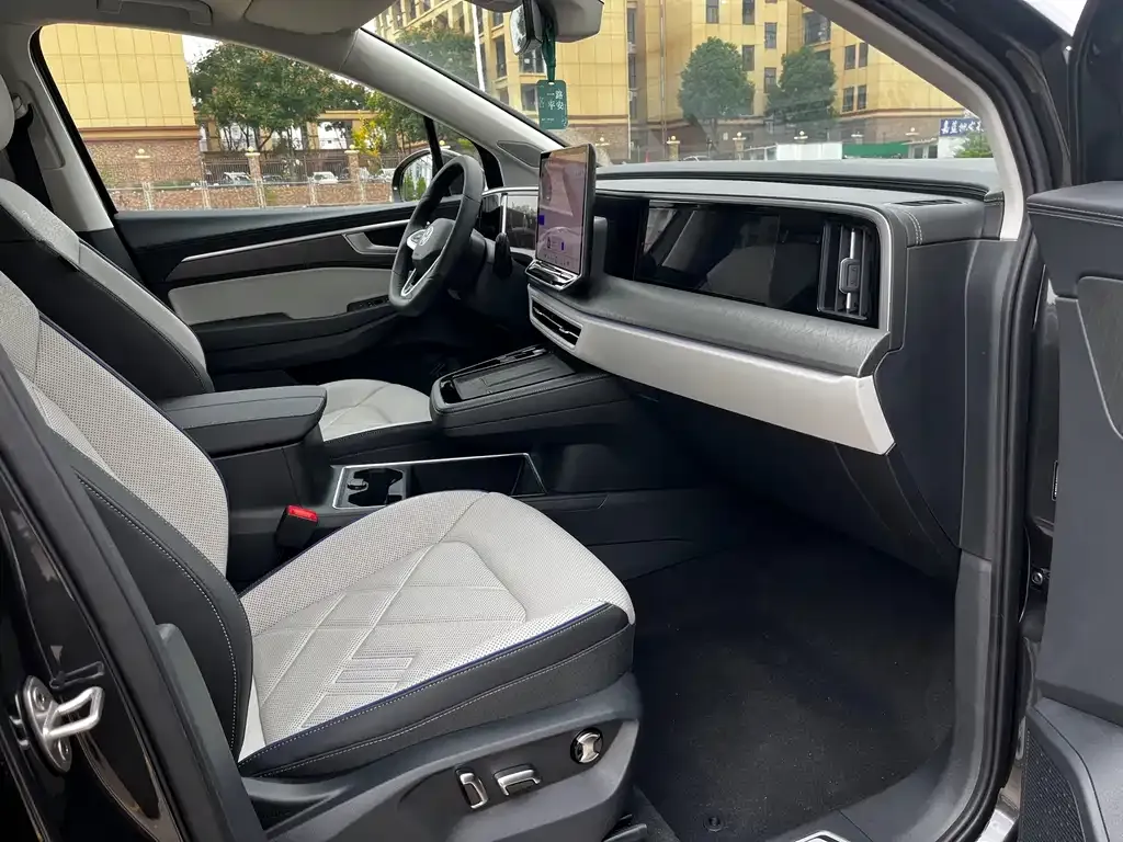 Volkswagen Talagon 2025 из CN, фото 10