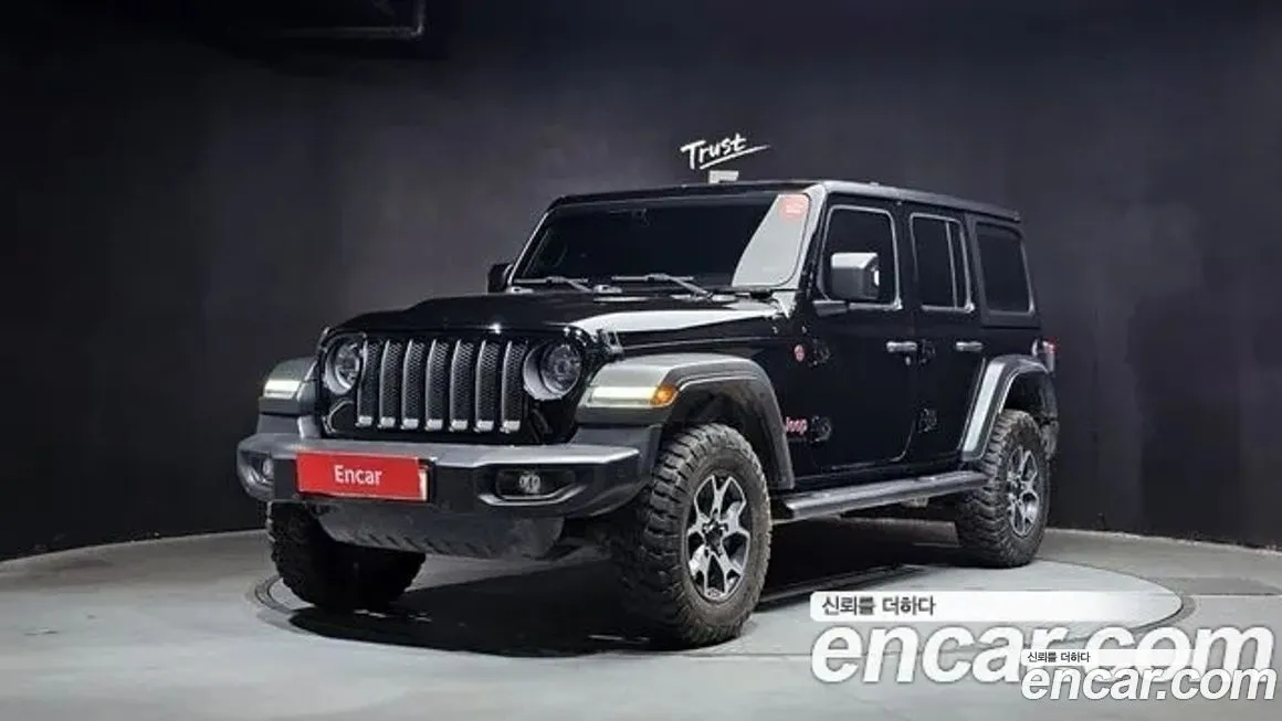 Jeep Wrangler — фото 1