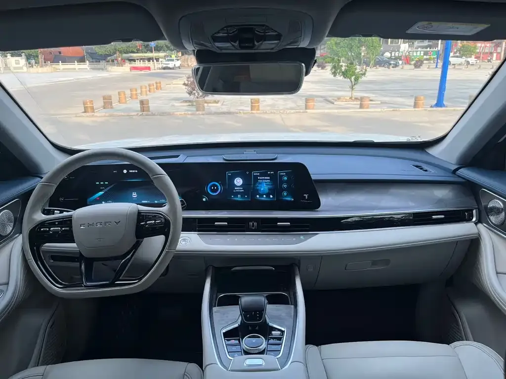 Chery Tiggo 8 PRO NEV — фото 4