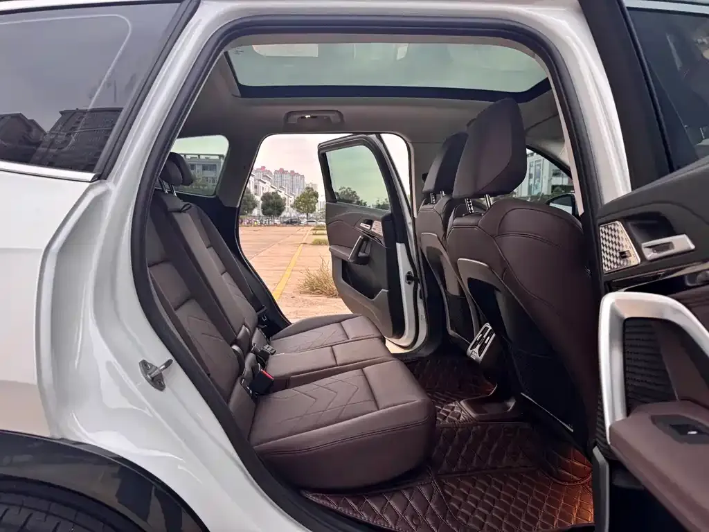 BMW X1 2024 из CN, фото 7