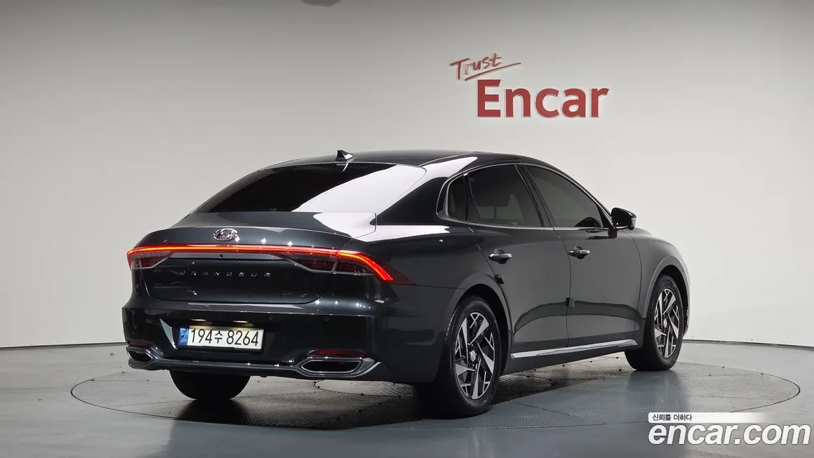 Hyundai Grandeur 2021 из KR, фото 2