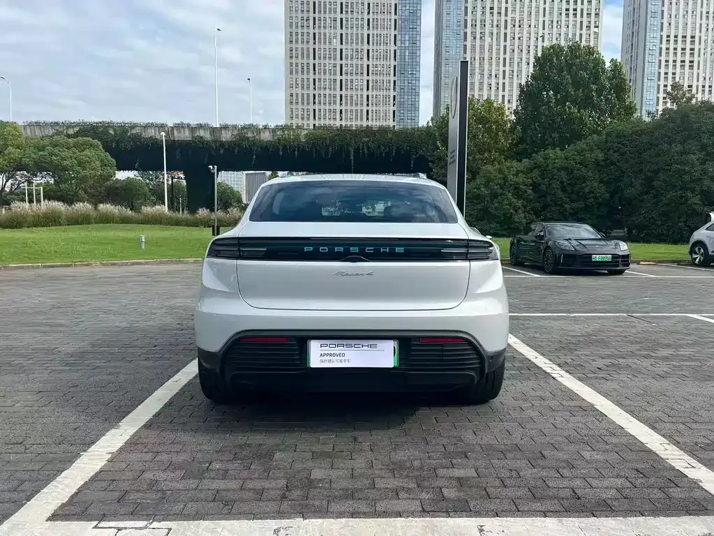 Porsche Macan EV — фото 8