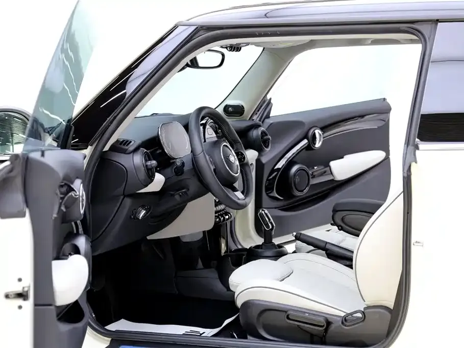 MINI Cooper (3-door) 2022 из CN, фото 6