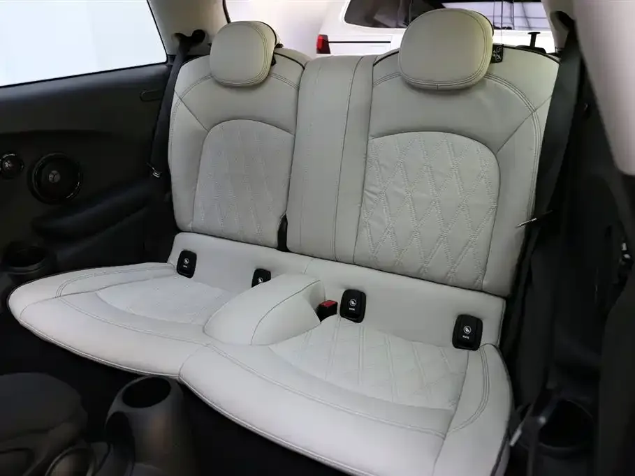 MINI Cooper (3-door) 2022 из CN, фото 9