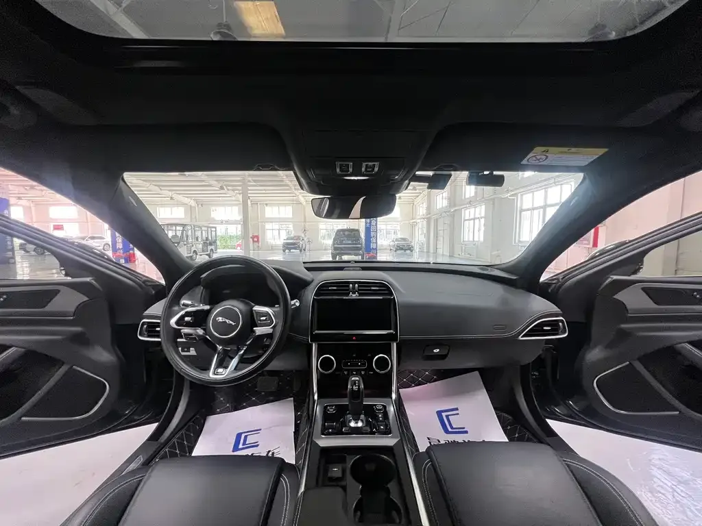 Jaguar XEL 2021 из CN, фото 10