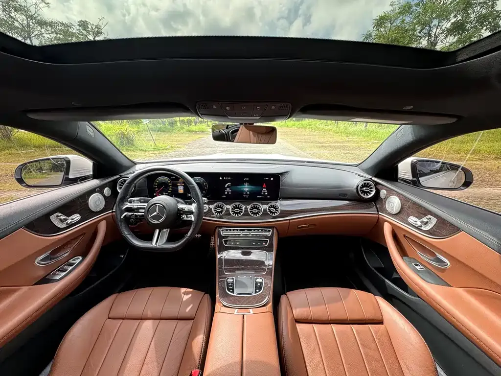 [object Object] E-Class (Import) 2023 из CN, фото 5