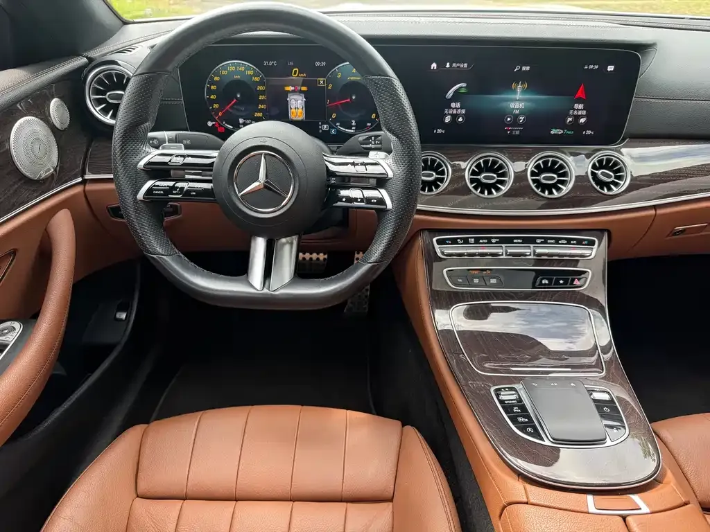 [object Object] E-Class (Import) 2023 из CN, фото 9