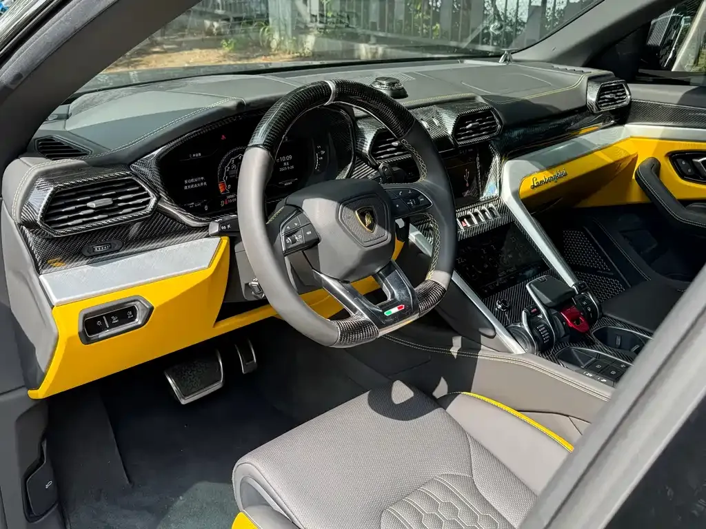 Lamborghini Urus 2021 из CN, фото 7
