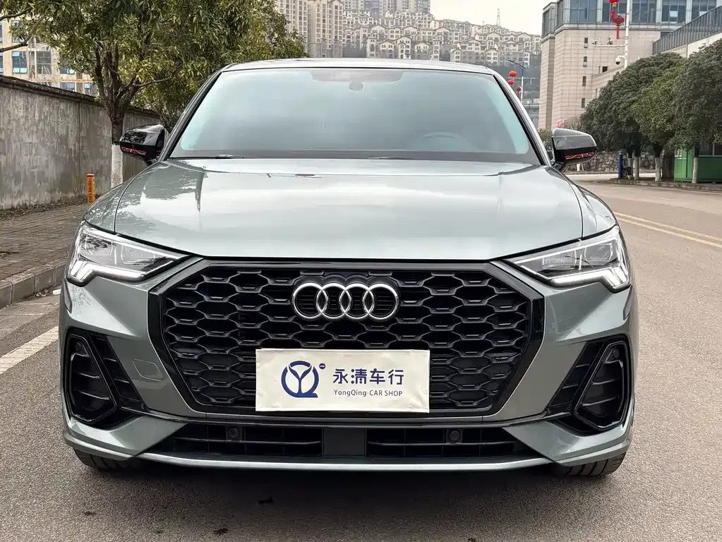 Audi Q3 Sportback 2022 из CN, фото 2