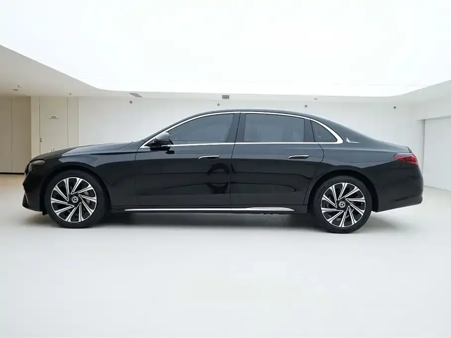 Mercedes-Benz E-Class 2025 из CN, фото 3