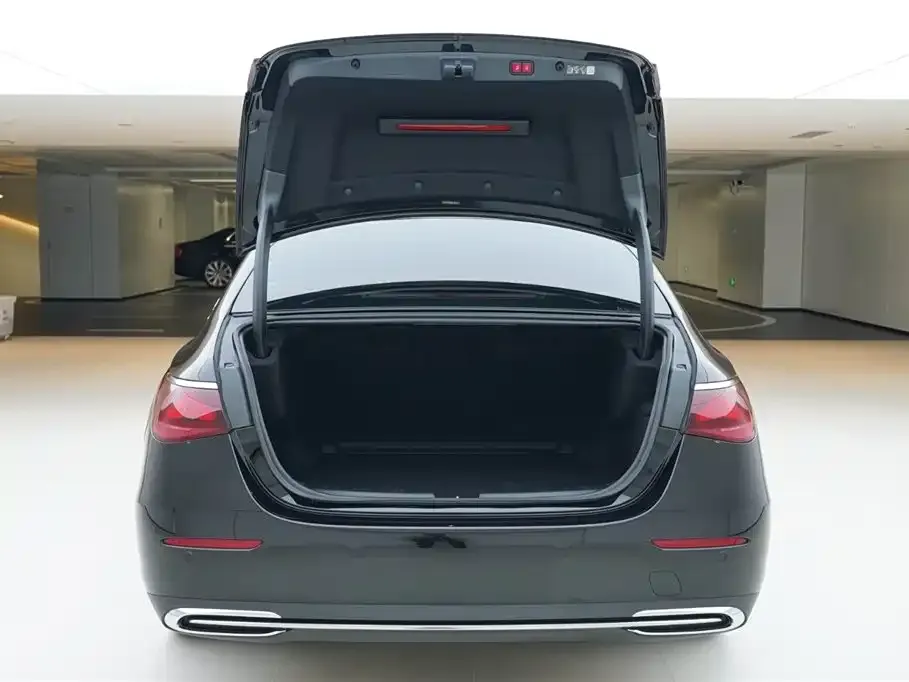 Mercedes-Benz E-Class 2025 из CN, фото 6