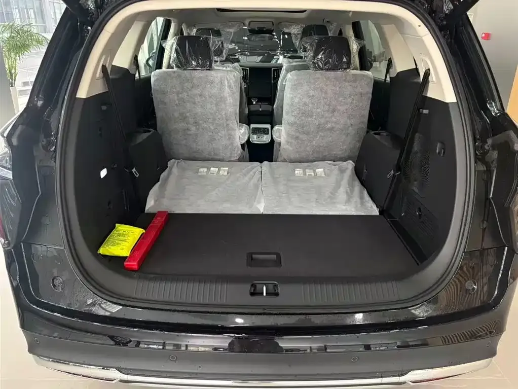 Hongqi HS7 PHEV 2025 из CN, фото 8