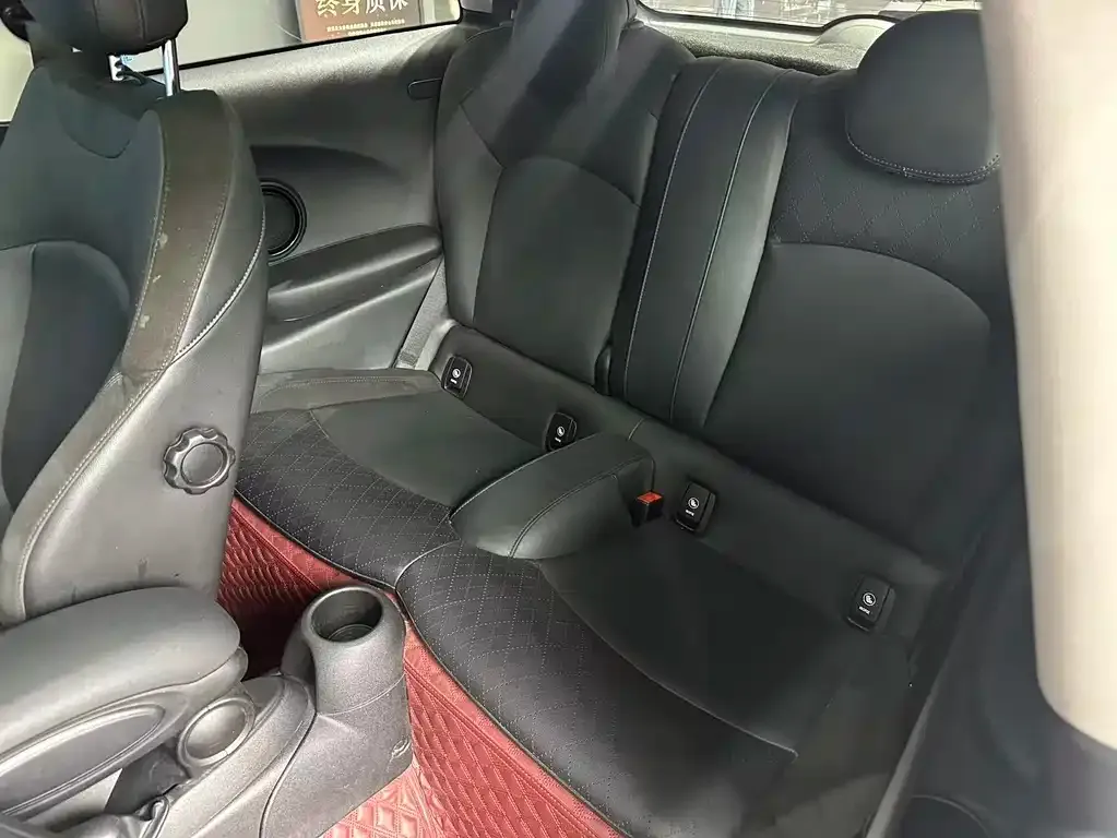 MINI Cooper (3-door) 2021 из CN, фото 9