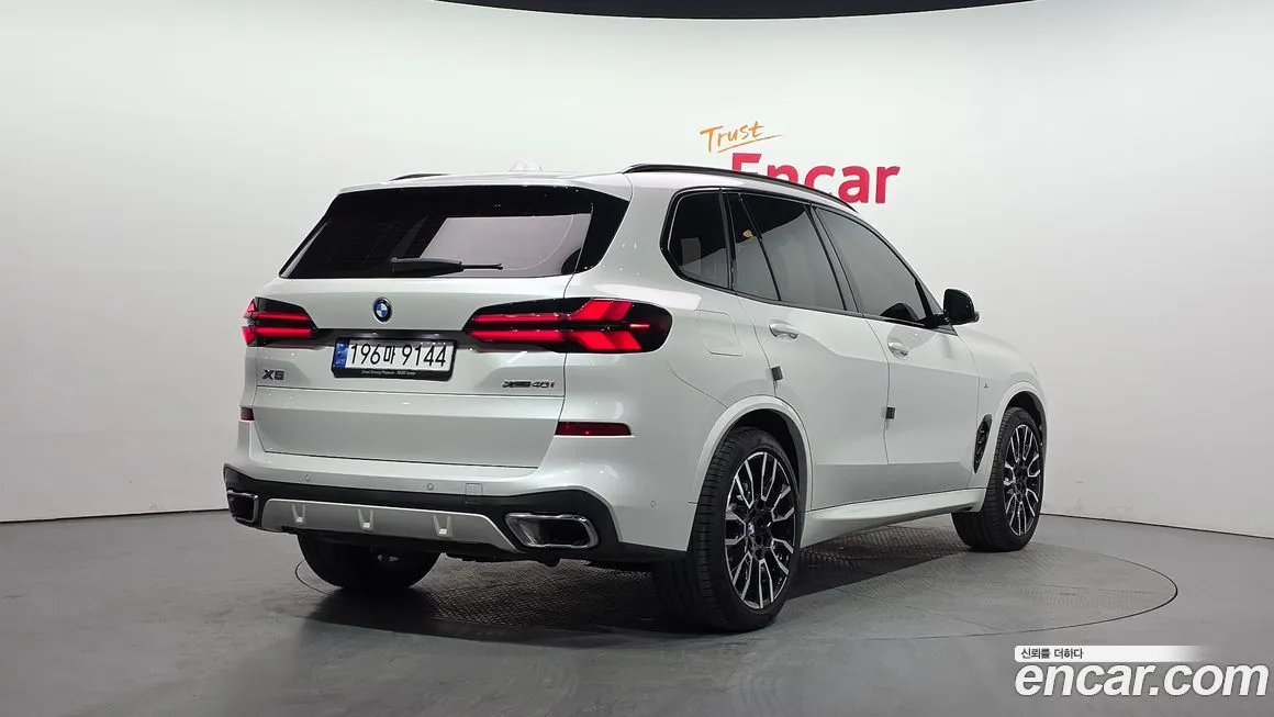 BMW X5 — фото 2