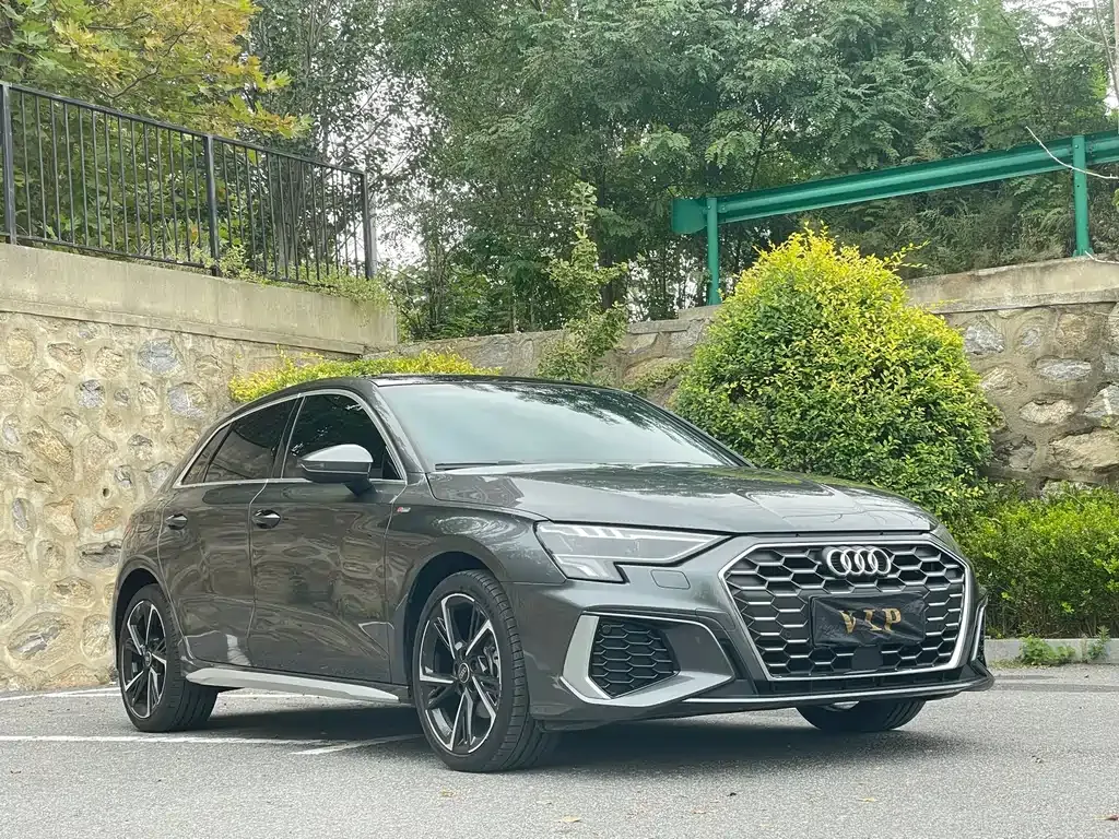 Audi A3 2024 из CN, фото 3