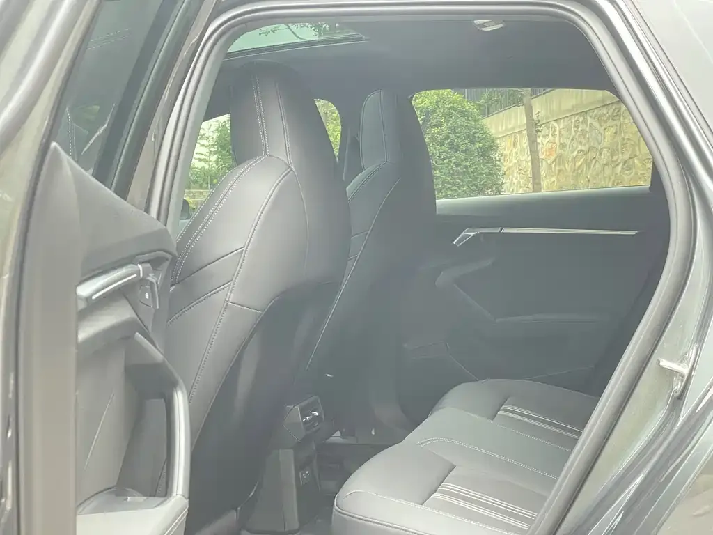 Audi A3 2024 из CN, фото 9