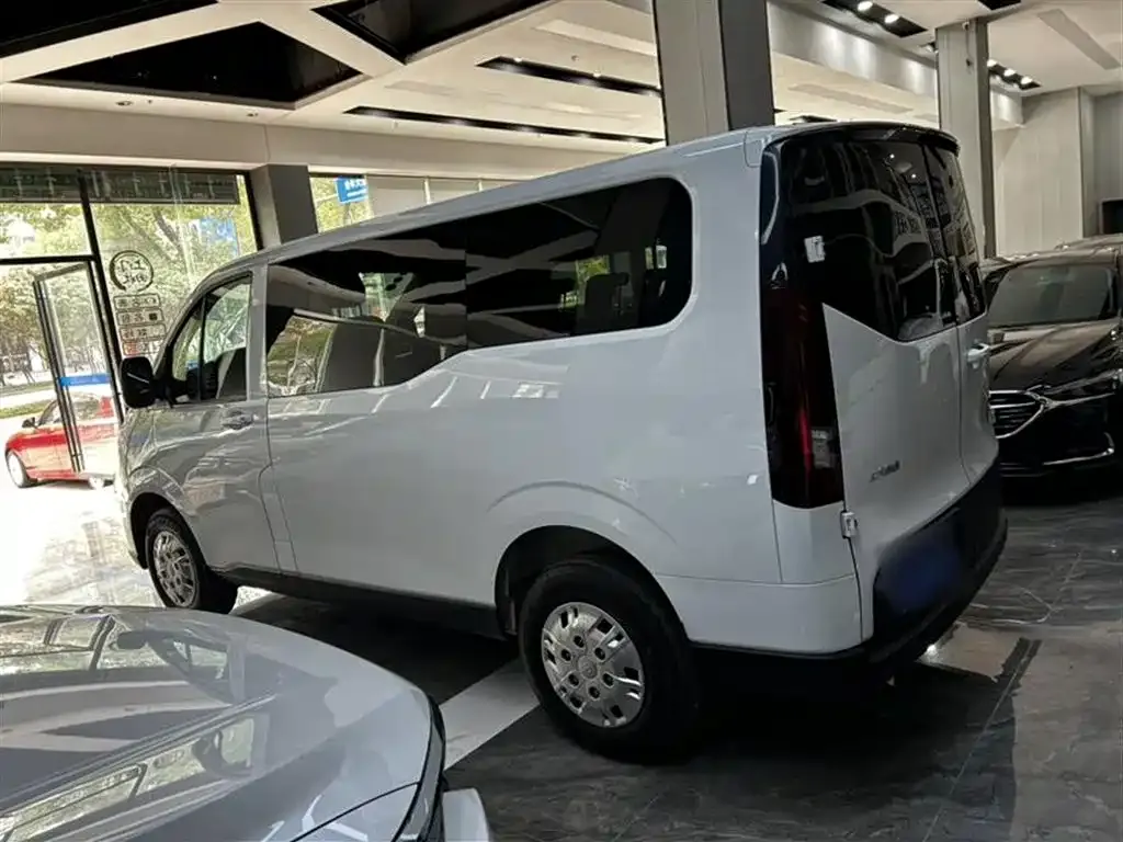IVECO Juxing — фото 10