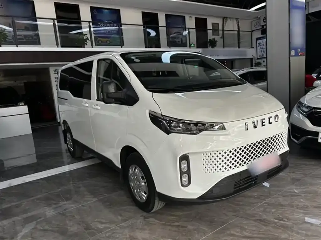 IVECO Juxing — фото 8