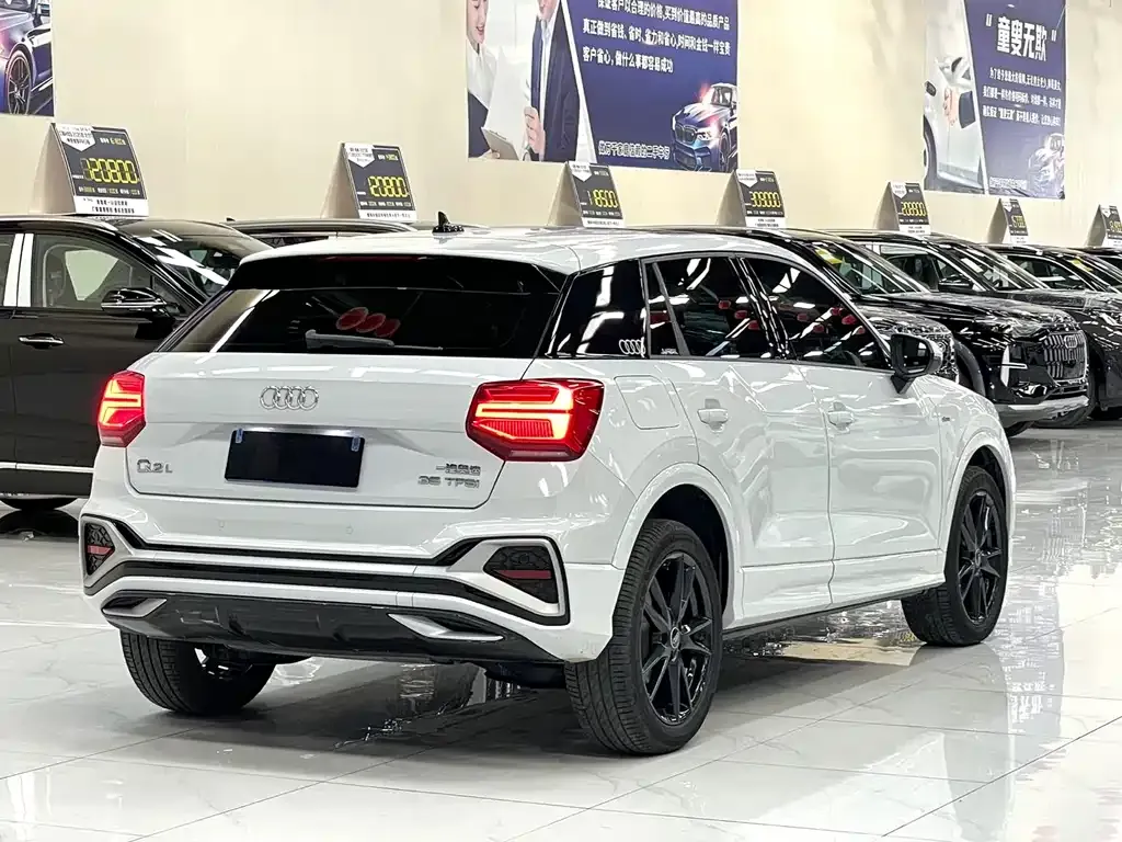 Audi Q2L 2022 из CN, фото 6