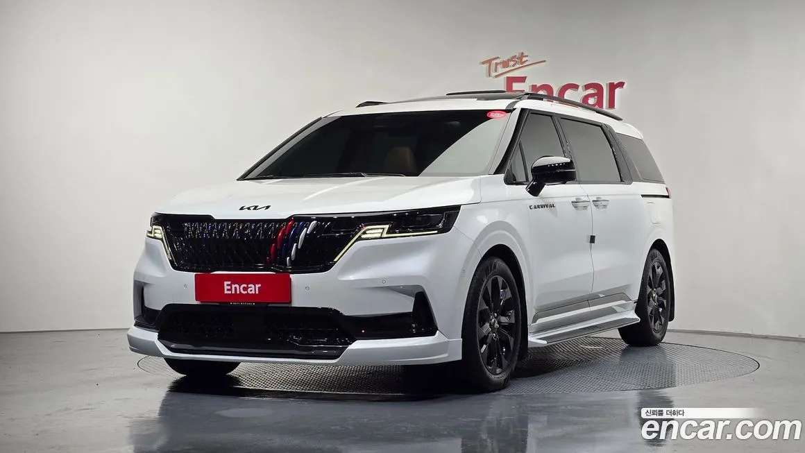 Kia Carnival 2023 из KR, фото 1
