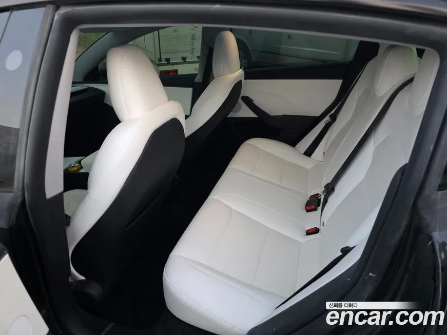 Tesla Model 3 2025 из KR, фото 10