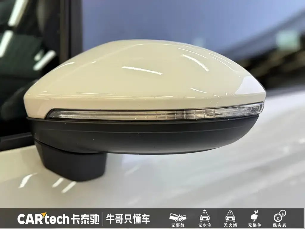 Volkswagen Touran 2021 из CN, фото 10