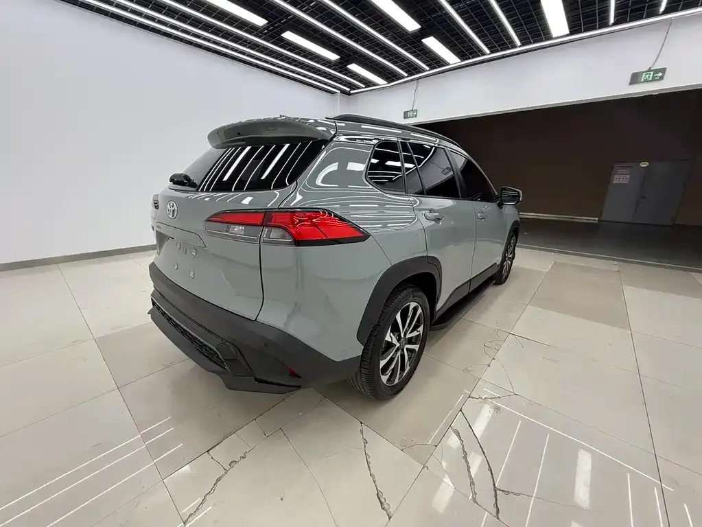 Toyota Corolla Cross 2022 из CN, фото 6