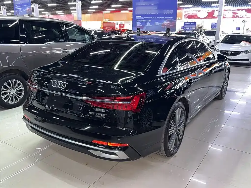 Audi A6L 2024 из CN, фото 8