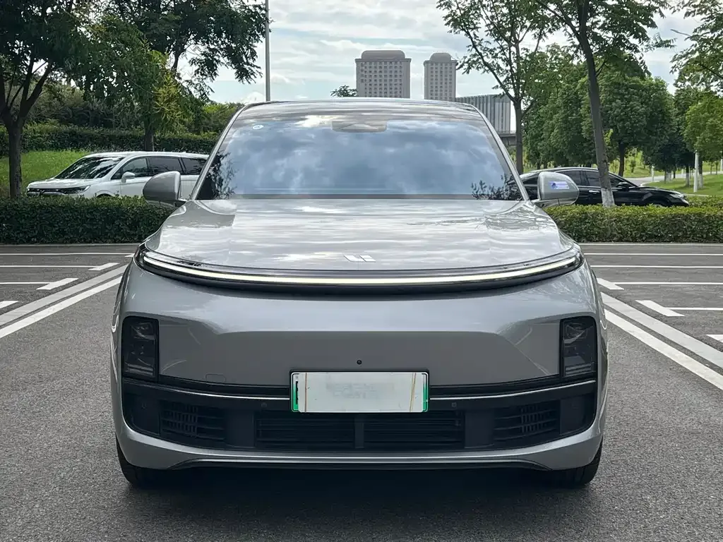Li Auto L8 2023 из CN, фото 2