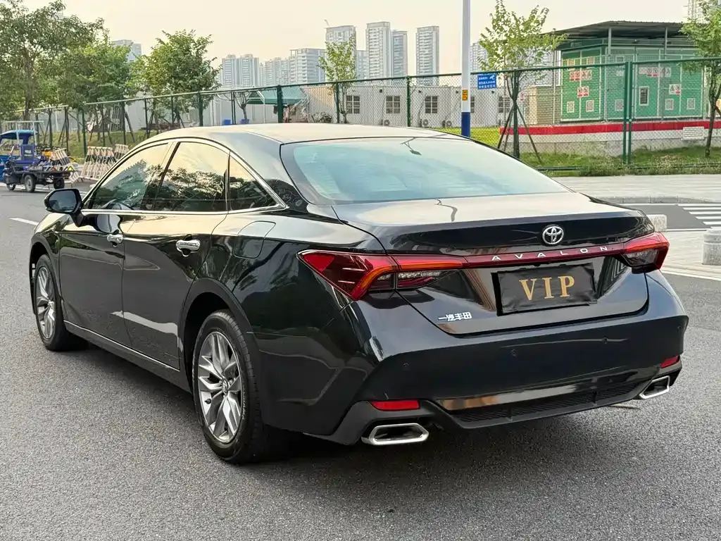 Toyota Avalon 2022 из CN, фото 8