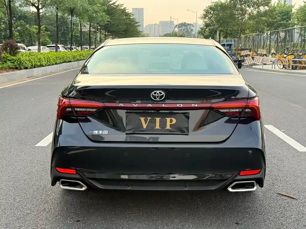 Toyota Avalon 2022 из CN, фото 9