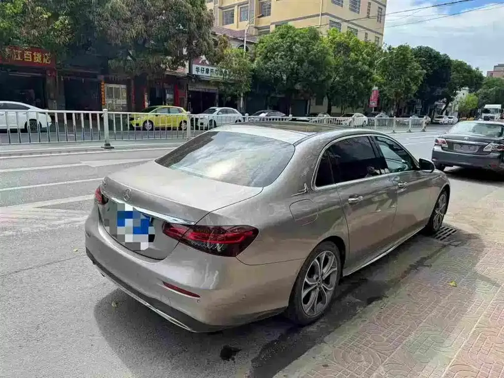 Mercedes-Benz E-Class 2021 из CN, фото 3