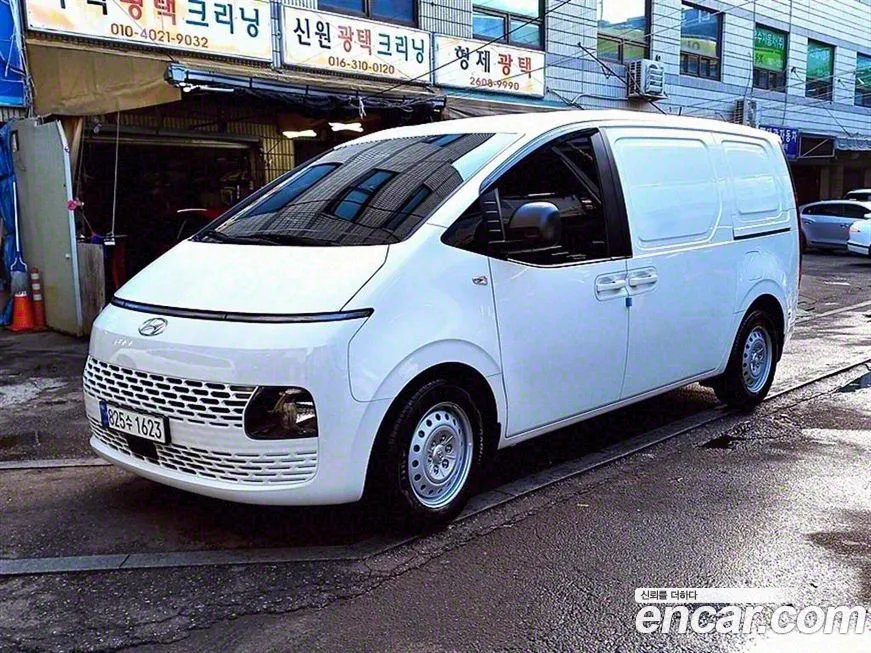 Hyundai Staria — фото 2