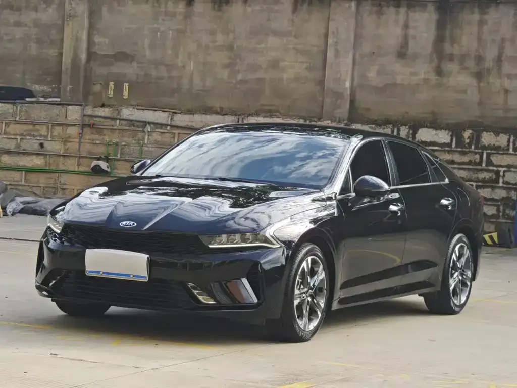 Kia K5 2021 из CN, фото 1