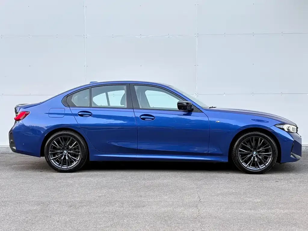 BMW 3 Series 2023 из CN, фото 3