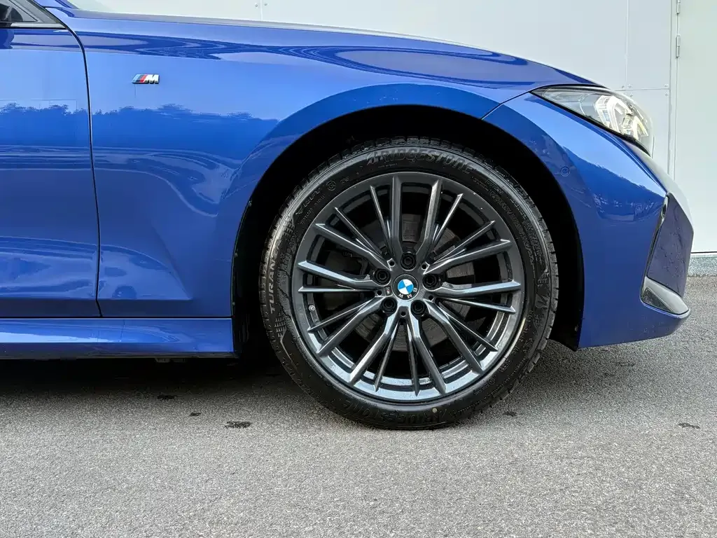 BMW 3 Series 2023 из CN, фото 4