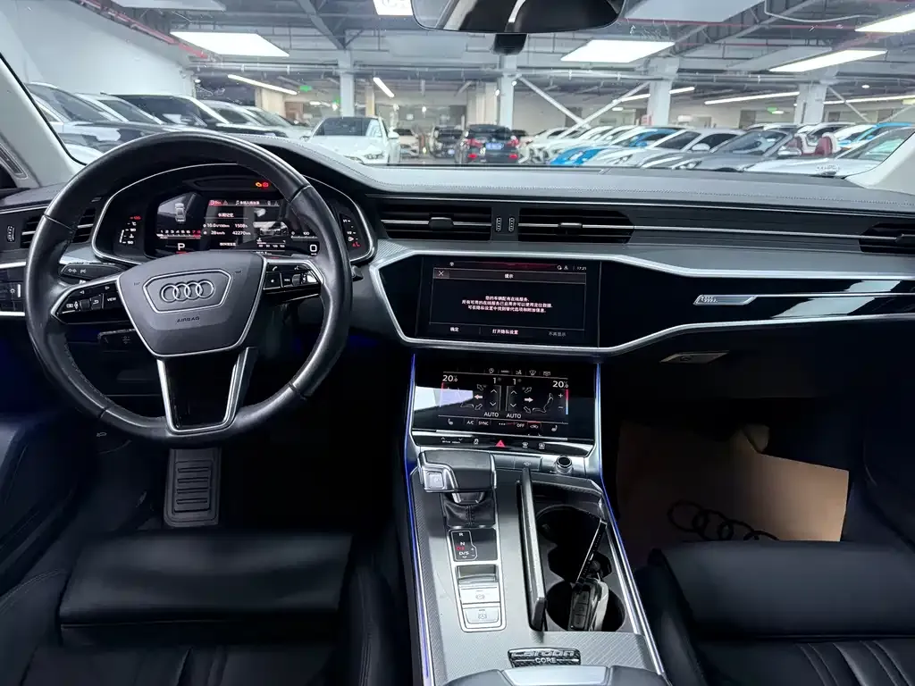 Audi A7 2022 из CN, фото 10