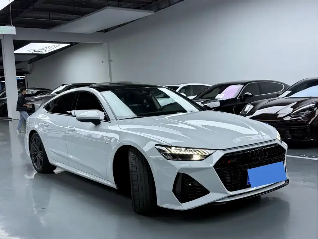 Audi A7 2022 из CN, фото 3