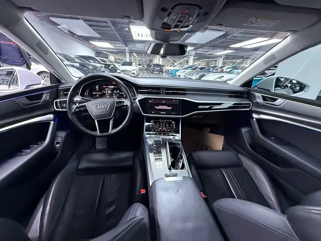 Audi A7 2022 из CN, фото 9